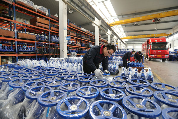 难怪特朗普频频跳脚美财长说出大实线方面制住了美国(图1)
